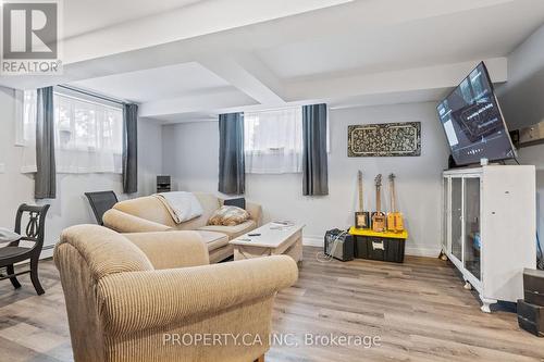 190 Ann Street, North Middlesex (Parkhill), ON - Indoor