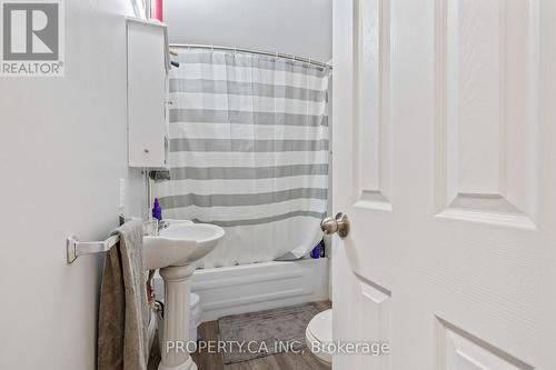 190 Ann Street, North Middlesex (Parkhill), ON - Indoor Photo Showing Bathroom