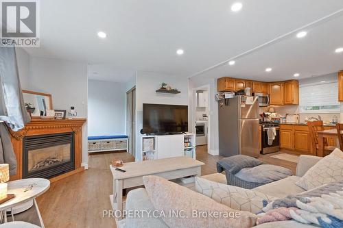 190 Ann Street, North Middlesex (Parkhill), ON - Indoor Photo Showing Living Room With Fireplace