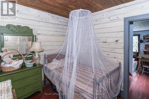 1099 Wolfkin Lake Road, Lake Of Bays (Ridout), ON - Indoor