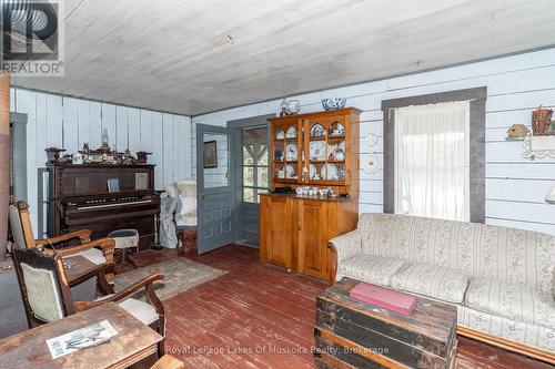 1099 Wolfkin Lake Road, Lake Of Bays (Ridout), ON - Indoor Photo Showing Other Room