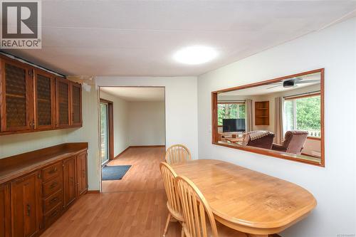 6601 Mystery Beach Rd, Fanny Bay, BC - Indoor