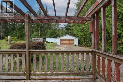 6601 Mystery Beach Rd, Fanny Bay, BC - Outdoor
