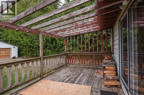 6601 Mystery Beach Rd, Fanny Bay, BC - Outdoor With Deck Patio Veranda With Exterior