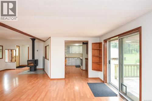 6601 Mystery Beach Rd, Fanny Bay, BC - Indoor Photo Showing Other Room