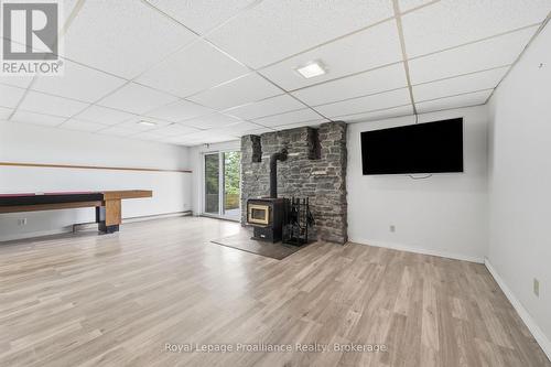 509 Kelly Road, Prince Edward County (Athol Ward), ON - Indoor With Fireplace