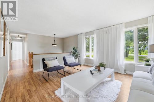 509 Kelly Road, Prince Edward County (Athol Ward), ON - Indoor Photo Showing Living Room