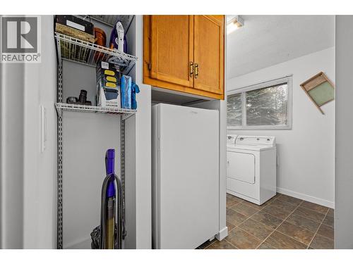 2152 Alexander Place, Westbank, BC - Indoor Photo Showing Laundry Room