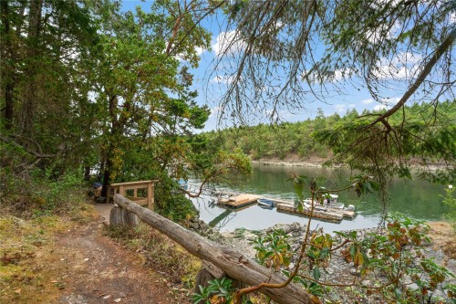 14 Secret Island, Prevost Island, BC 