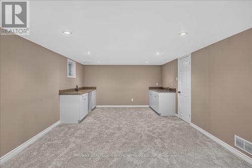 42 De Quincy Boulevard, Toronto, ON - Indoor