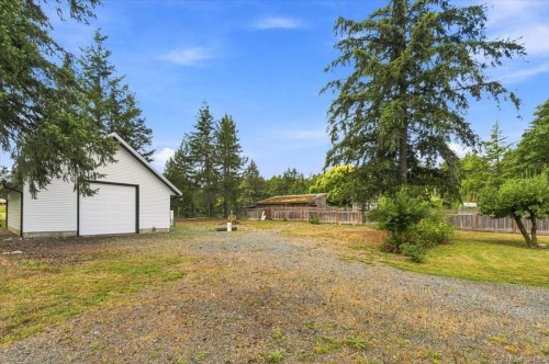 2212 Burgoyne Rd, Coombs, BC 