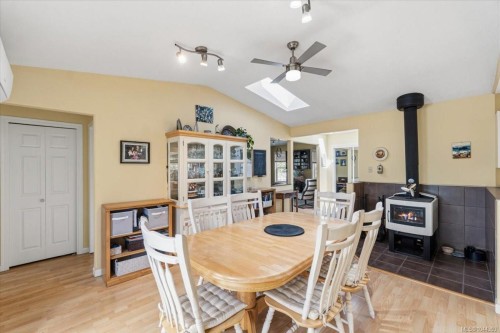 2212 Burgoyne Rd, Coombs, BC 