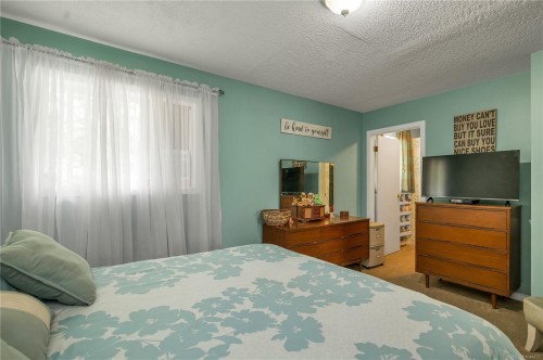 860 Nicholls Rd, Campbell River, BC 