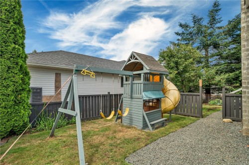 860 Nicholls Rd, Campbell River, BC 