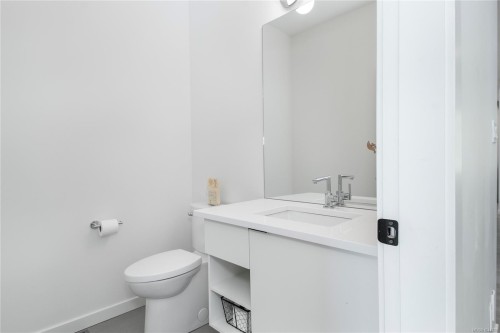 746 Salal St, Campbell River, BC 