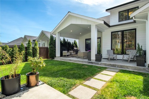 746 Salal St, Campbell River, BC 