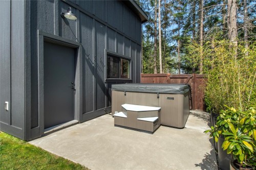 746 Salal St, Campbell River, BC 