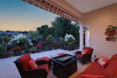 3232 Majestic Dr, Courtenay, BC 