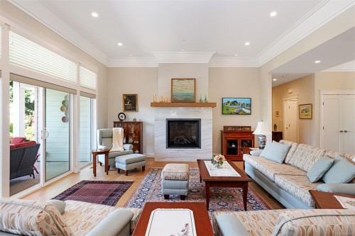3232 Majestic Dr, Courtenay, BC 