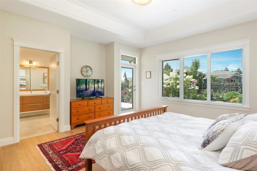 3232 Majestic Dr, Courtenay, BC 