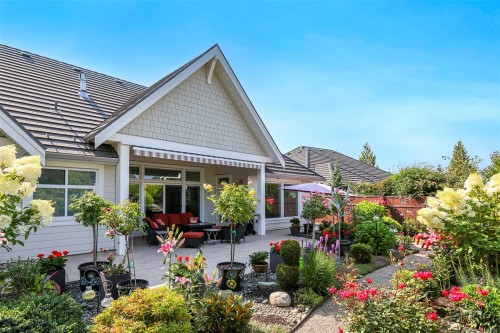 3232 Majestic Dr, Courtenay, BC 