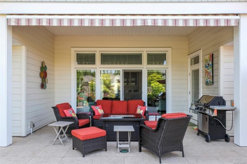 3232 Majestic Dr, Courtenay, BC 