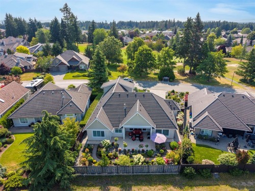 3232 Majestic Dr, Courtenay, BC 