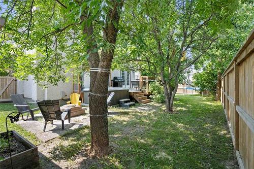 7 Elm Cr, Stonewall, MB - Outdoor