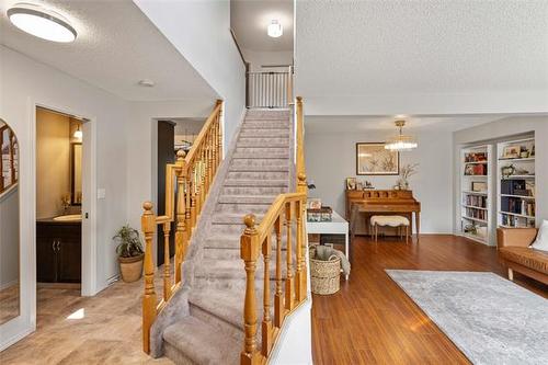 7 Elm Cr, Stonewall, MB - Indoor Photo Showing Other Room