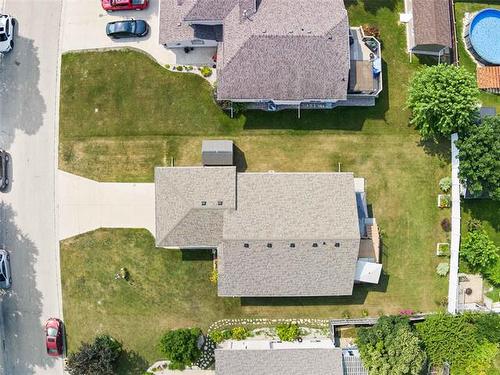 42 Oak Bay, Stonewall, MB - Outdoor