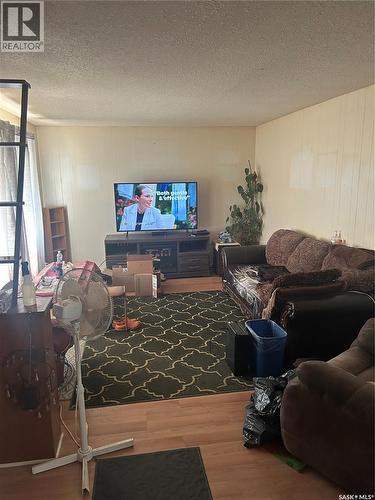 Bjerke Acreage, Kellross Rm No. 247, SK - Indoor Photo Showing Living Room