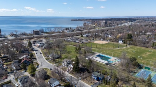 Aerial View - 25 Av. Queen, Pointe-Claire, QC - Outdoor With Body Of Water With View