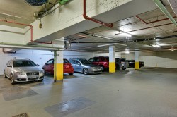 Garage - 