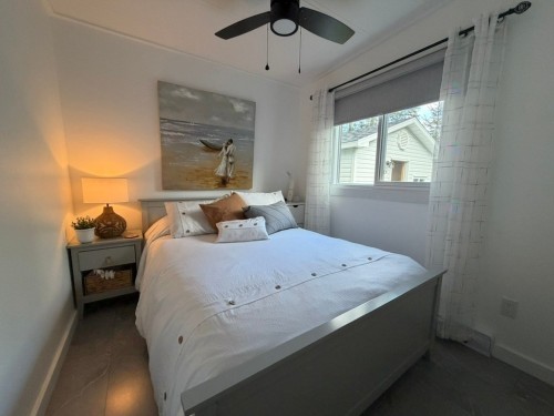 Chambre à coucher principale - 20 Rue Labonté, Mont-Tremblant, QC - Indoor Photo Showing Bedroom