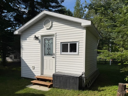 Remise - 20 Rue Labonté, Mont-Tremblant, QC - Outdoor With Exterior