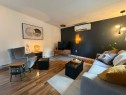Salon - 20 Rue Labonté, Mont-Tremblant, QC  - Indoor Photo Showing Living Room 