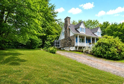 1475 Rue du Grand-Bourg  Québec (La Haute-Saint-Charles), QC G3J 1K1