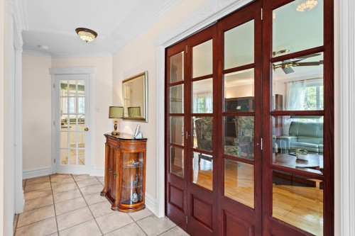 Hall d'entrée/Vestibule - 150 Rue Hector, Rosemère, QC - Indoor Photo Showing Other Room