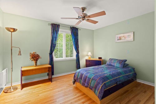 Chambre à coucher - 150 Rue Hector, Rosemère, QC - Indoor Photo Showing Bedroom