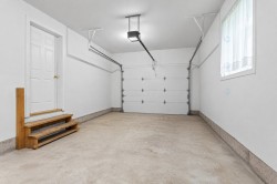 Garage - 