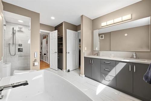 1324 Wellington Cr, Winnipeg, MB - Indoor Photo Showing Bathroom