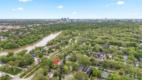 1324 Wellington Cr, Winnipeg, MB - Outdoor With View