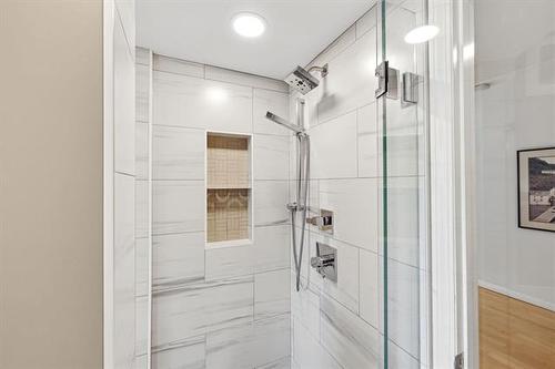 1324 Wellington Cr, Winnipeg, MB - Indoor Photo Showing Bathroom