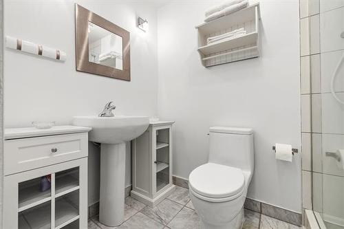 1324 Wellington Cr, Winnipeg, MB - Indoor Photo Showing Bathroom