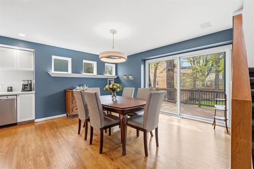 1324 Wellington Cr, Winnipeg, MB - Indoor Photo Showing Dining Room