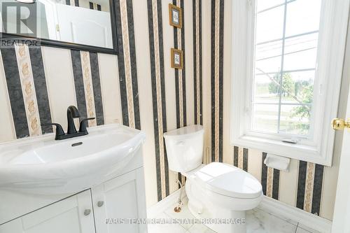2 Vanessa Drive, Orillia, ON - Indoor Photo Showing Bathroom
