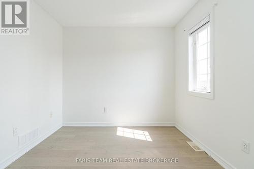 2 Vanessa Drive, Orillia, ON - Indoor Photo Showing Other Room