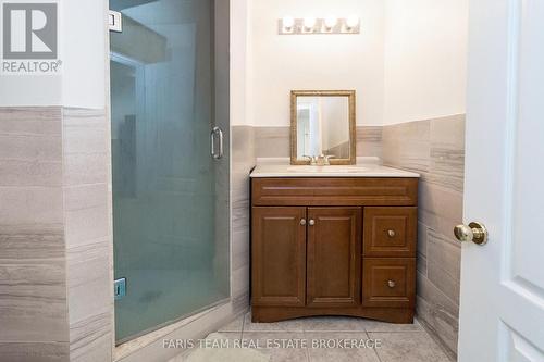2 Vanessa Drive, Orillia, ON - Indoor Photo Showing Bathroom