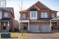 688 COURTNEY VALLEY ROAD Mississauga, ON L5V 0C3