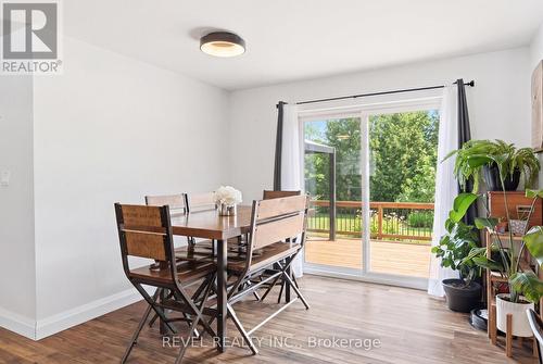 122 Mcguire Beach Road, Kawartha Lakes (Carden), ON - Indoor Photo Showing Dining Room